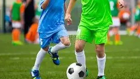 “苏超”泰州球员殷国斌：这份热爱，历久弥新！