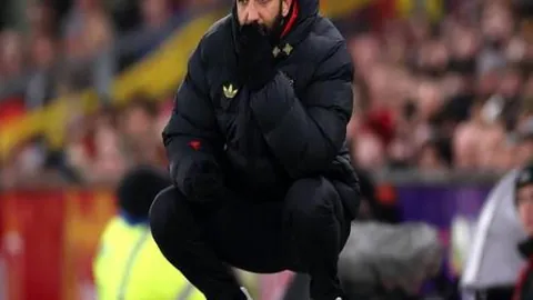 [NBA]黄蜂客场击败马刺，七人得分上双