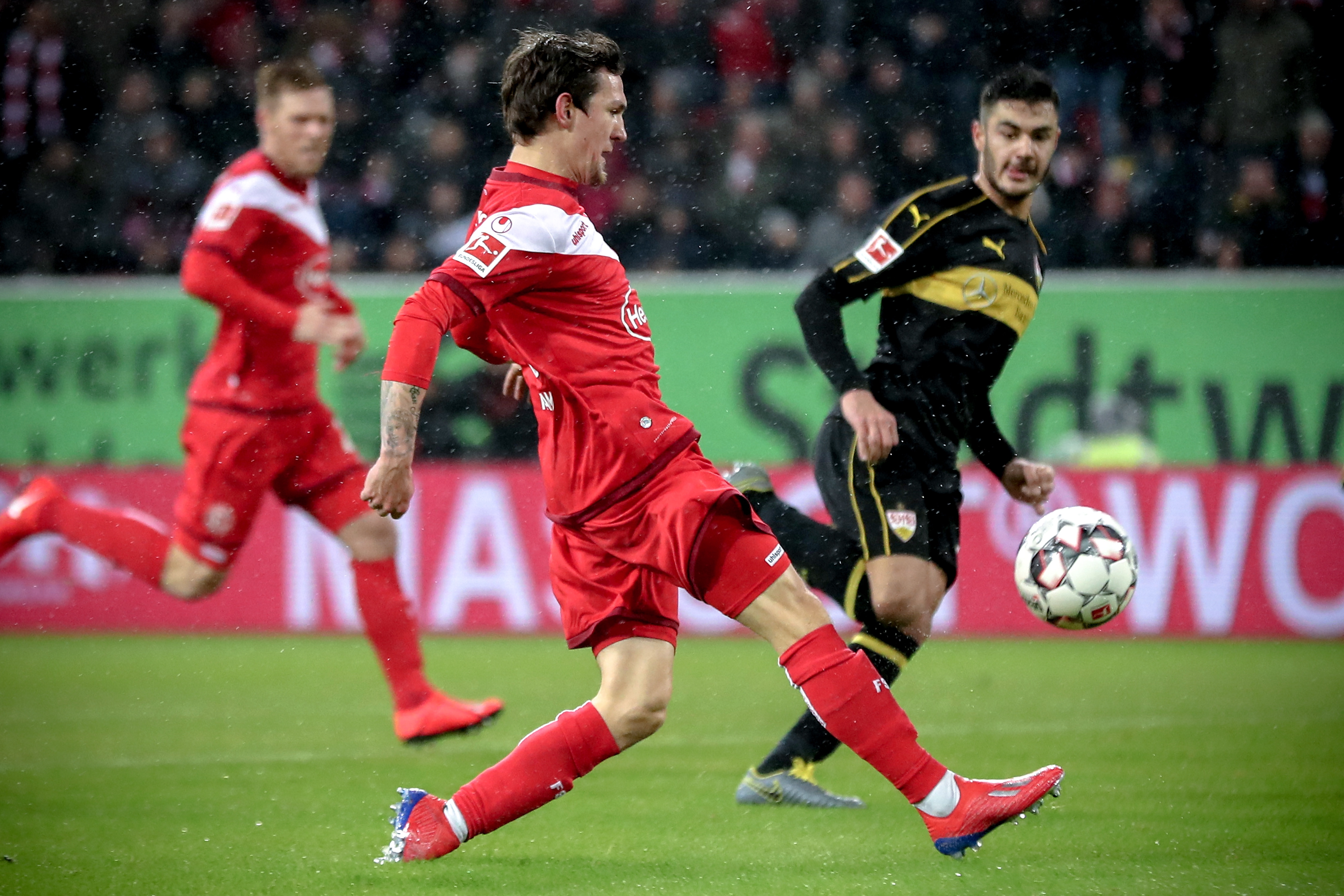 NBA漫谈丨詹姆斯绝杀！1283场得分纪录险翻车，上次翻车杜库还没进NBA.